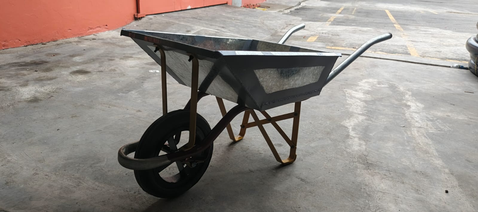 CARRETILLA REFORZADA